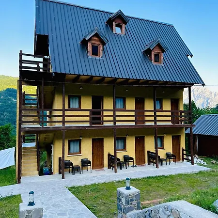 بيت ضيافة Gjoni