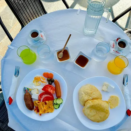 بيت ضيافة Gjoni ثيث